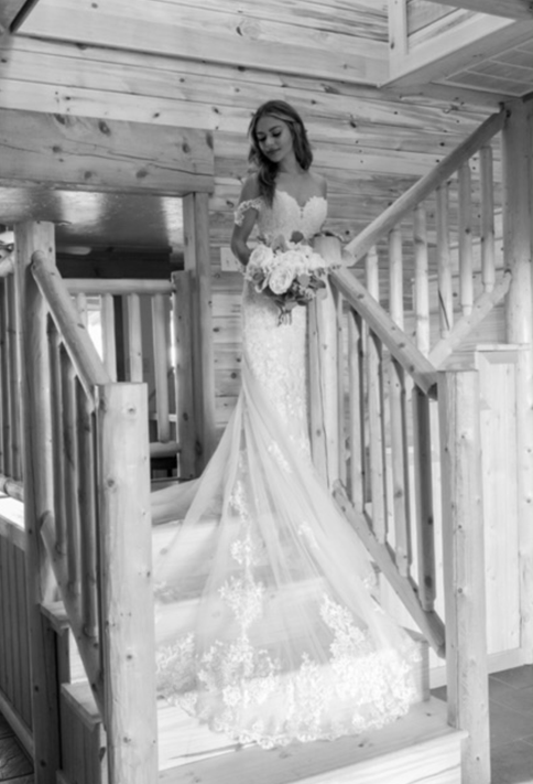 bride-on-stair